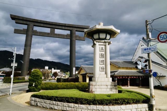 大神神社 大鳥居の写真