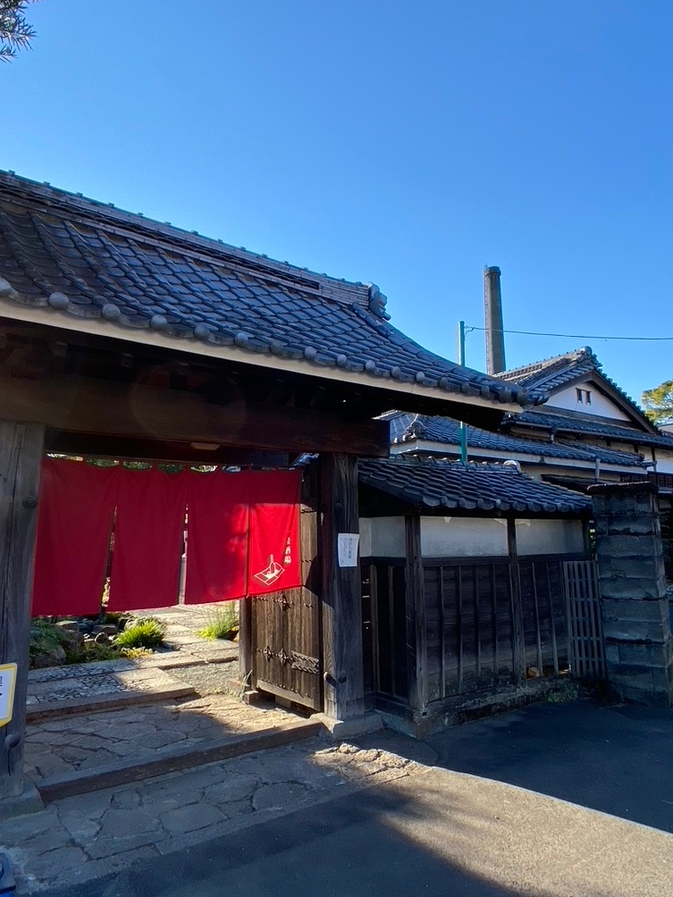 一畳酒場・角打ち庭園